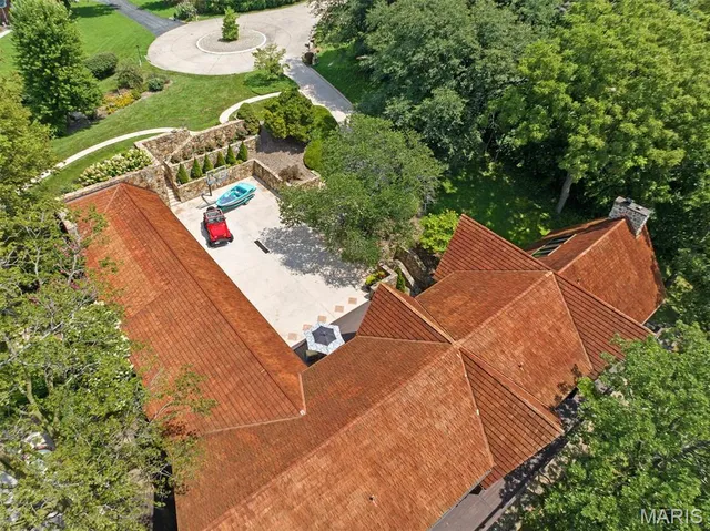 $1,500,000 | 3505 Riverview Court, Godfrey, IL 62035