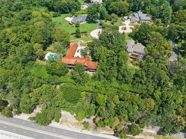 $1,500,000 | 3505 Riverview Court, Godfrey, IL 62035