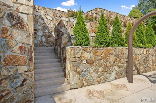 $1,500,000 | 3505 Riverview Court, Godfrey, IL 62035