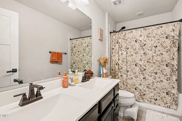 $528,000 | 124 Amber Acorn Avenue, Raleigh, NC 27603