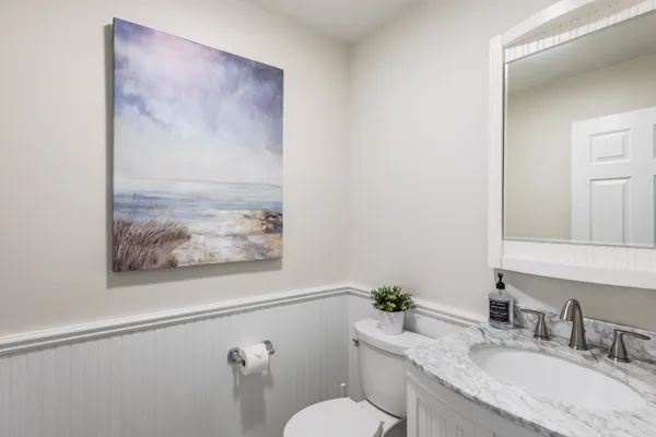 $38,000 | 22 Central Avenue, East Hampton, NY 11937