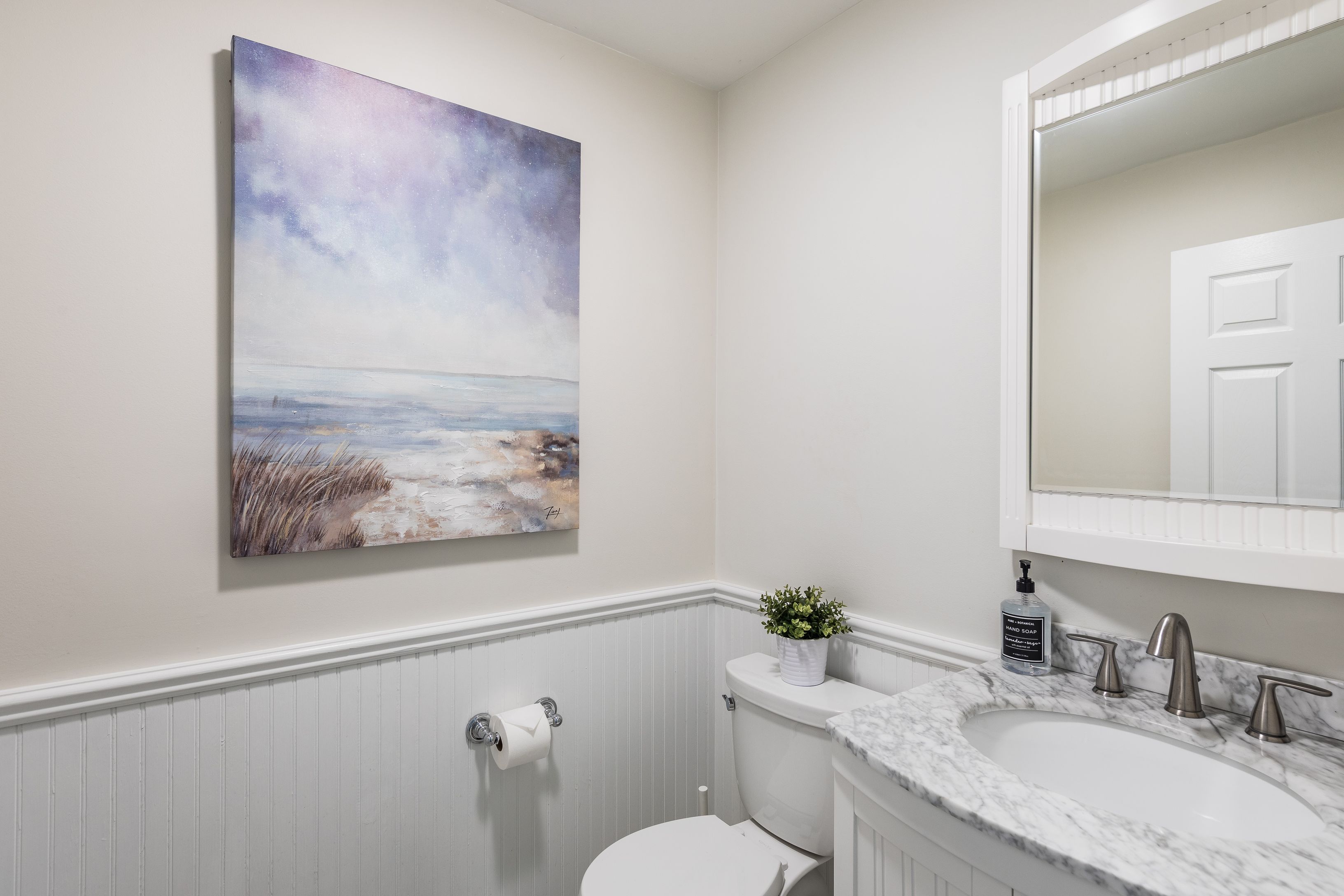 22 Central Avenue East Hampton, NY 11937 - Photo 11 of 31