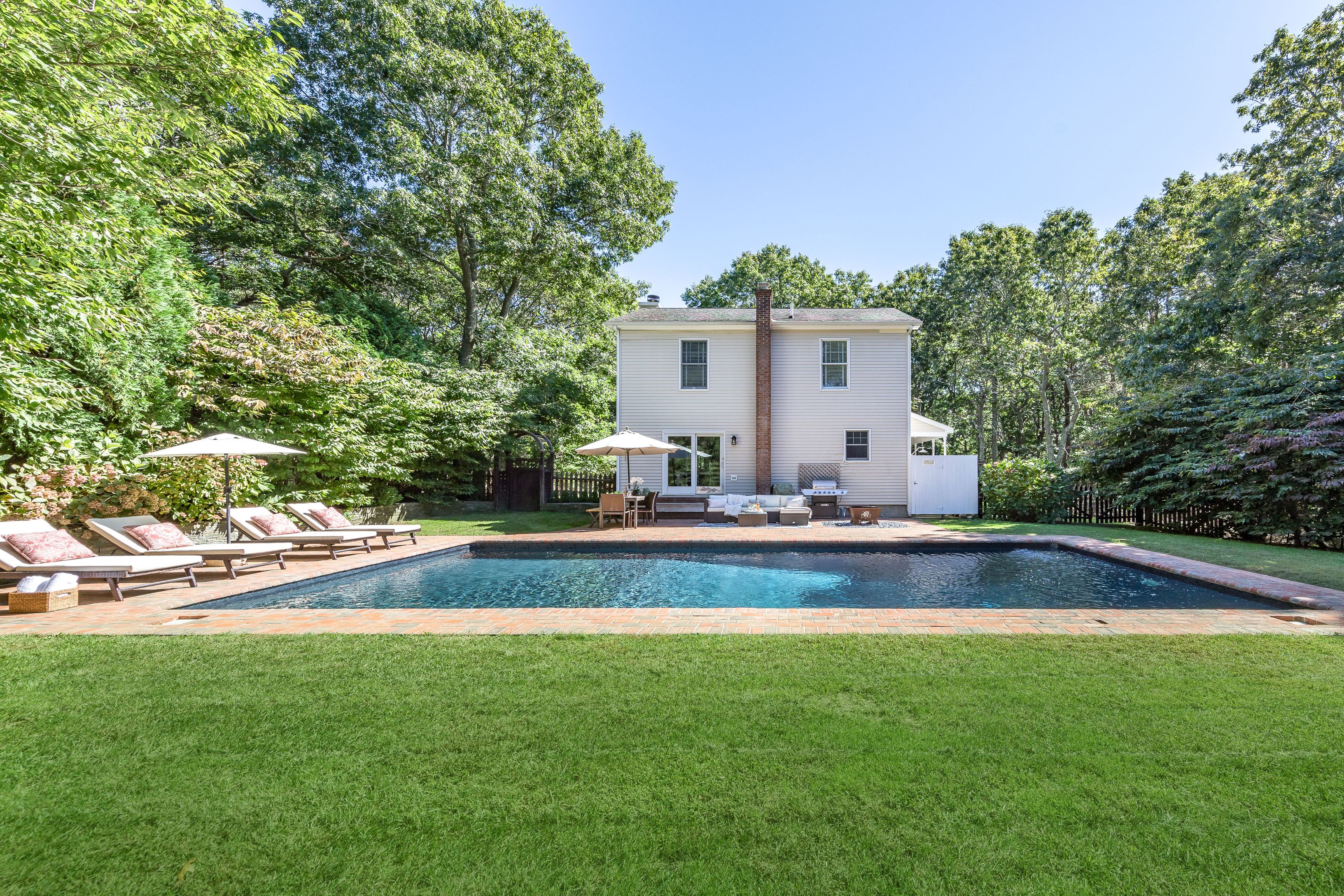 22 Central Avenue East Hampton, NY 11937 - Photo 20 of 31