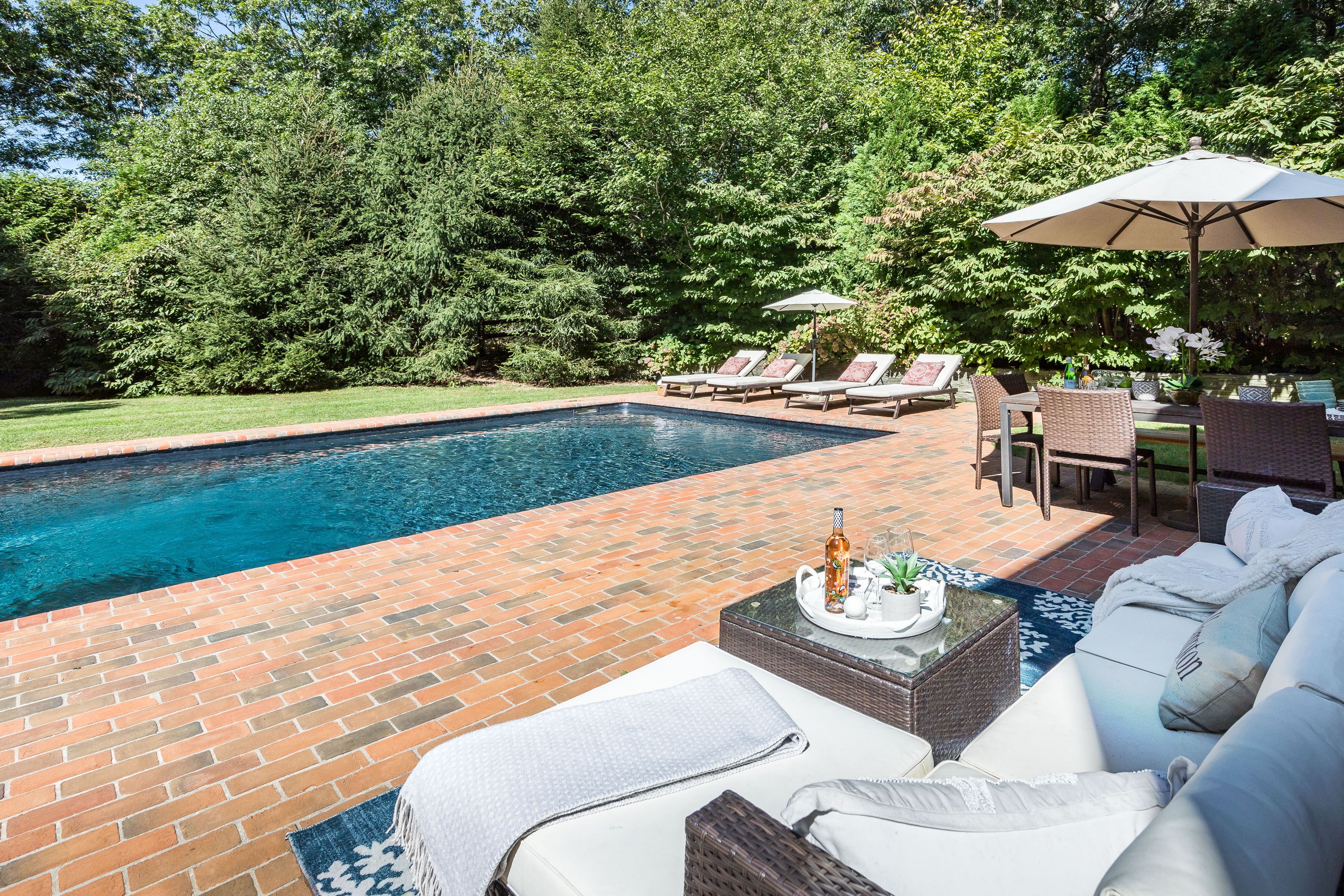 22 Central Avenue East Hampton, NY 11937 - Photo 22 of 31