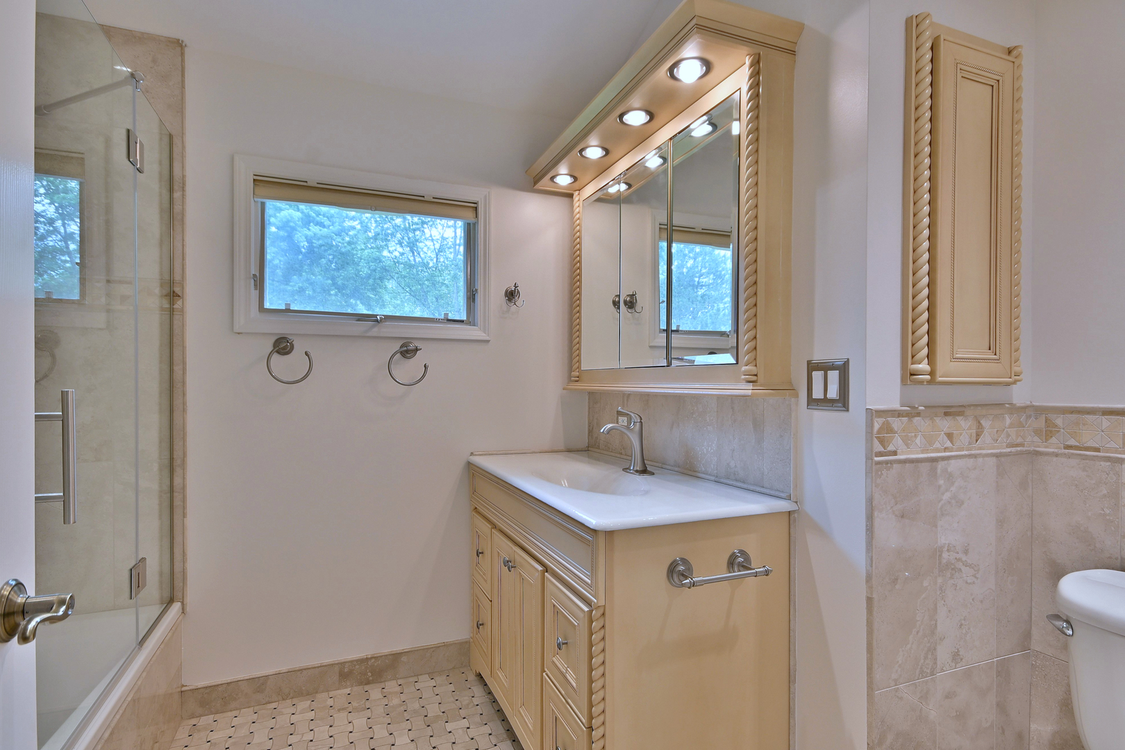 105 Haman Road Inverness, IL 60067 - Photo 15 of 41 Gallery Image 15