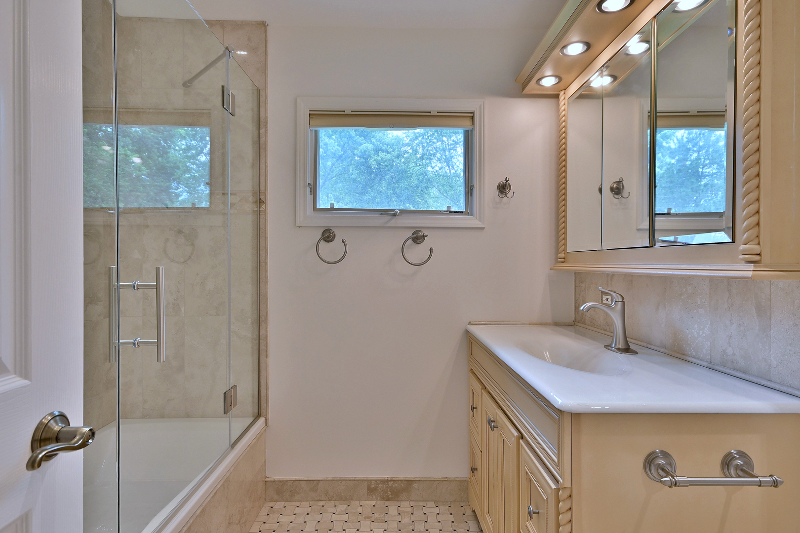 105 Haman Road Inverness, IL 60067 - Photo 16 of 41 Gallery Image 16
