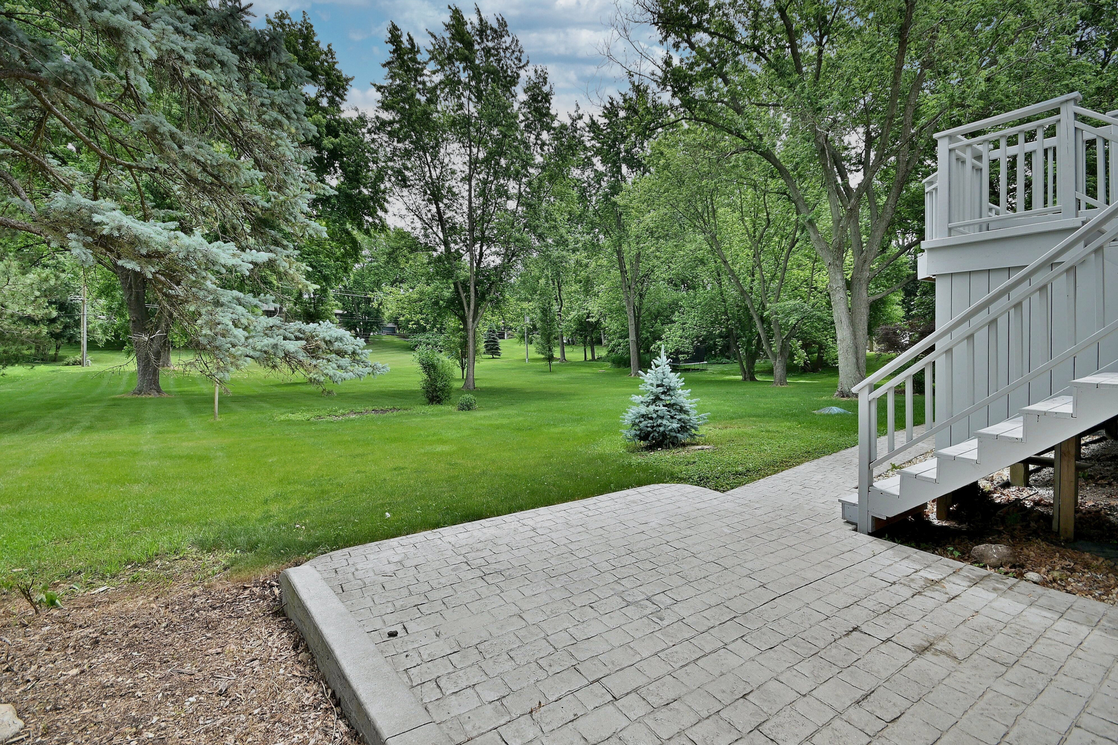 105 Haman Road Inverness, IL 60067 - Photo 36 of 41 Gallery Image 36