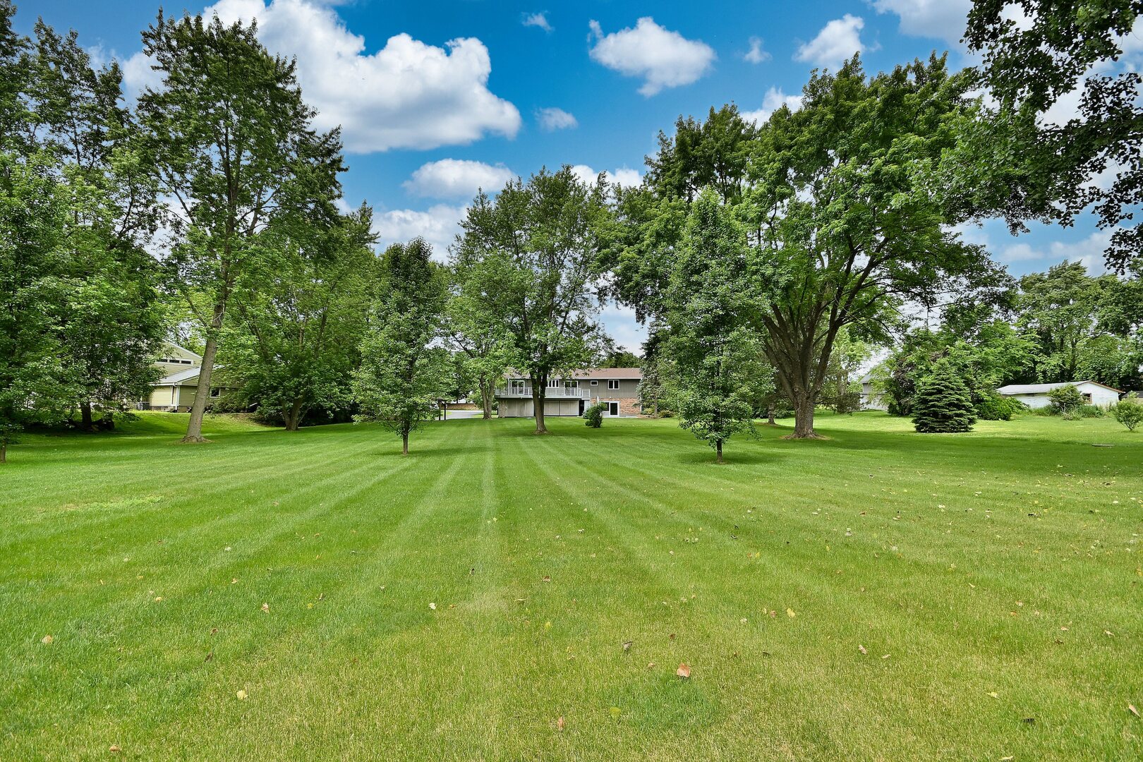 105 Haman Road Inverness, IL 60067 - Photo 39 of 41 Gallery Image 39