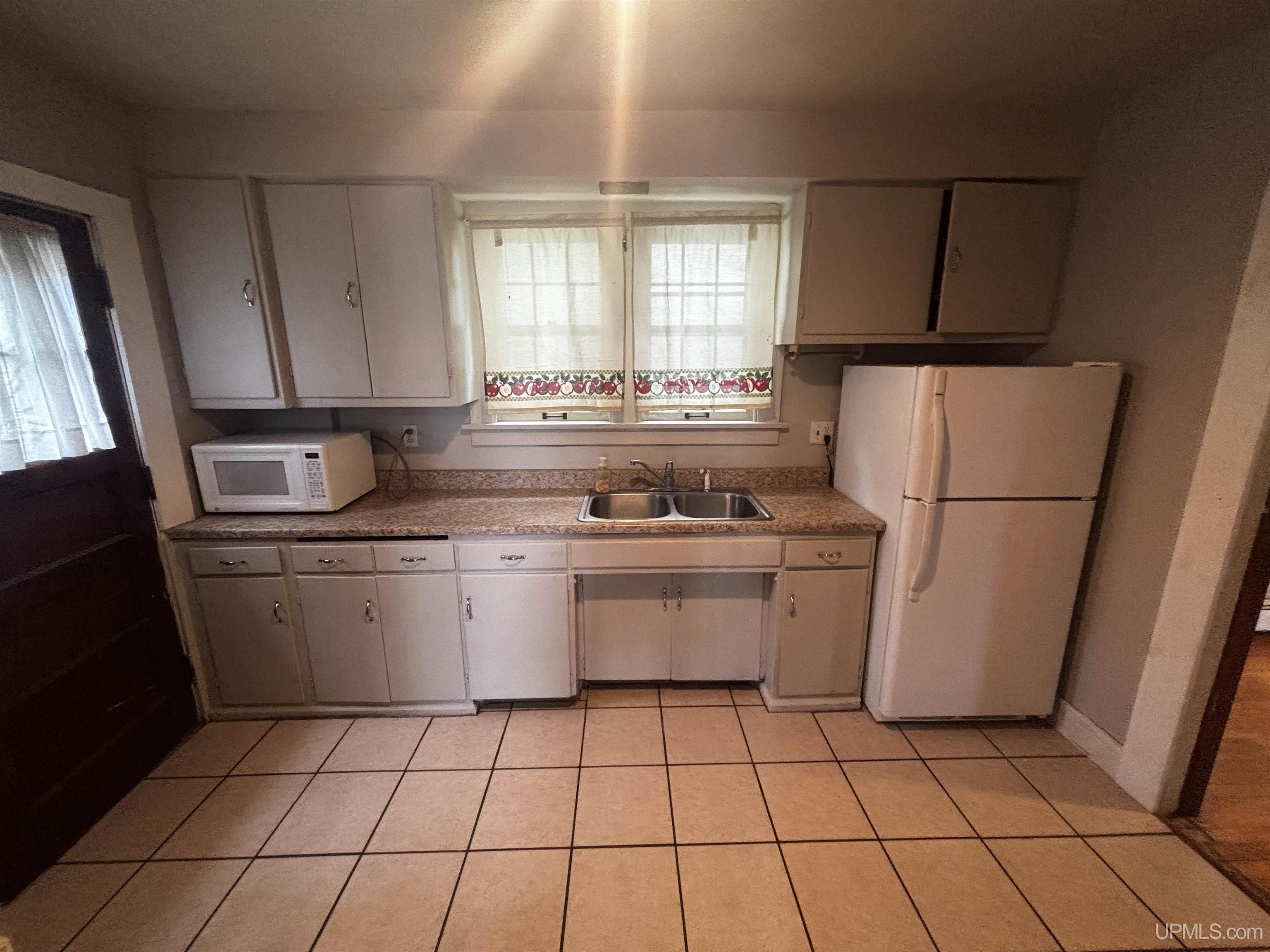 207 South 2nd Street Ishpeming, MI 49849 - Photo 8 of 29