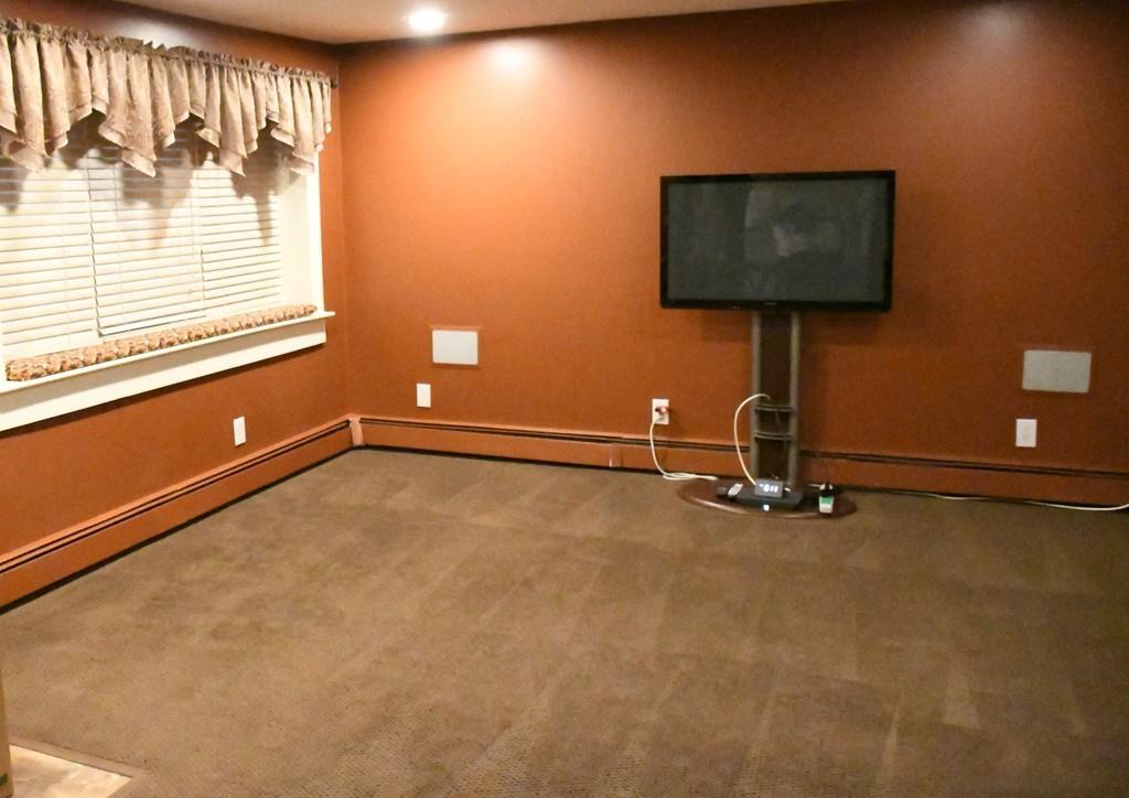 24 Packard Road Stoughton, MA 02072 - Photo 5 of 36 Gallery Image 5