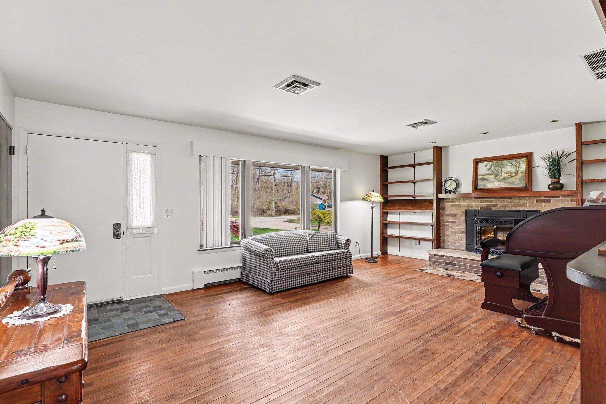 2525 8 Mile Road Auburn, MI 48611 - Photo 5 of 30 Gallery Image 5
