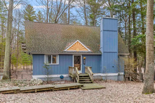 $439,600 | 7560 Peaceful Valley Road, Williamsburg, MI 49690