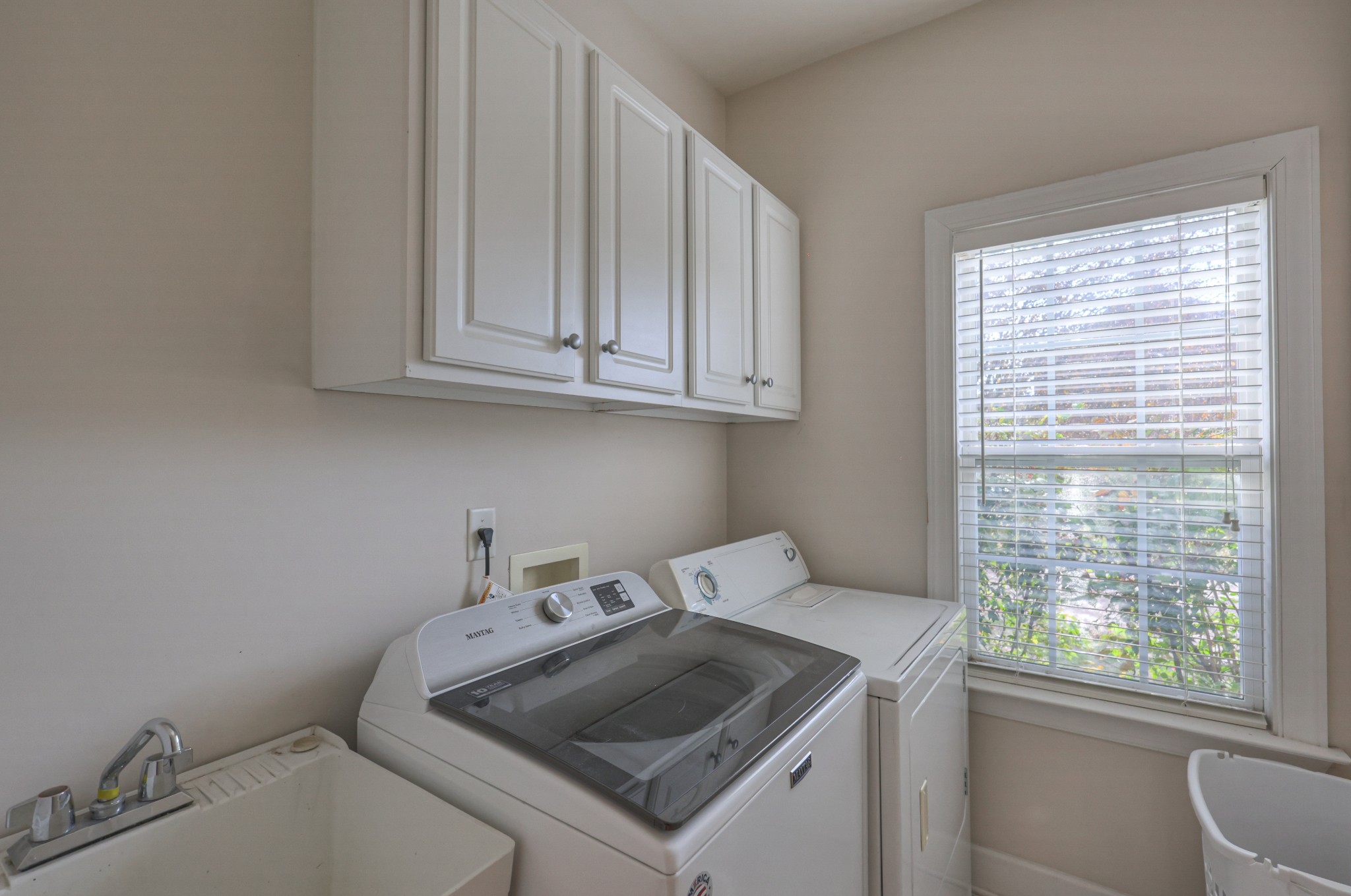 6331 Williams Grove Drive Brentwood, TN 37027 - Photo 35 of 58 a utility room with sink dryer and washer
