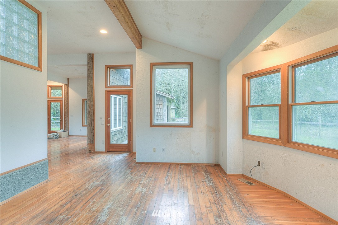 7701 Zangle Road Northeast Olympia, WA 98506 - Photo 14 of 25 Gallery Image 14
