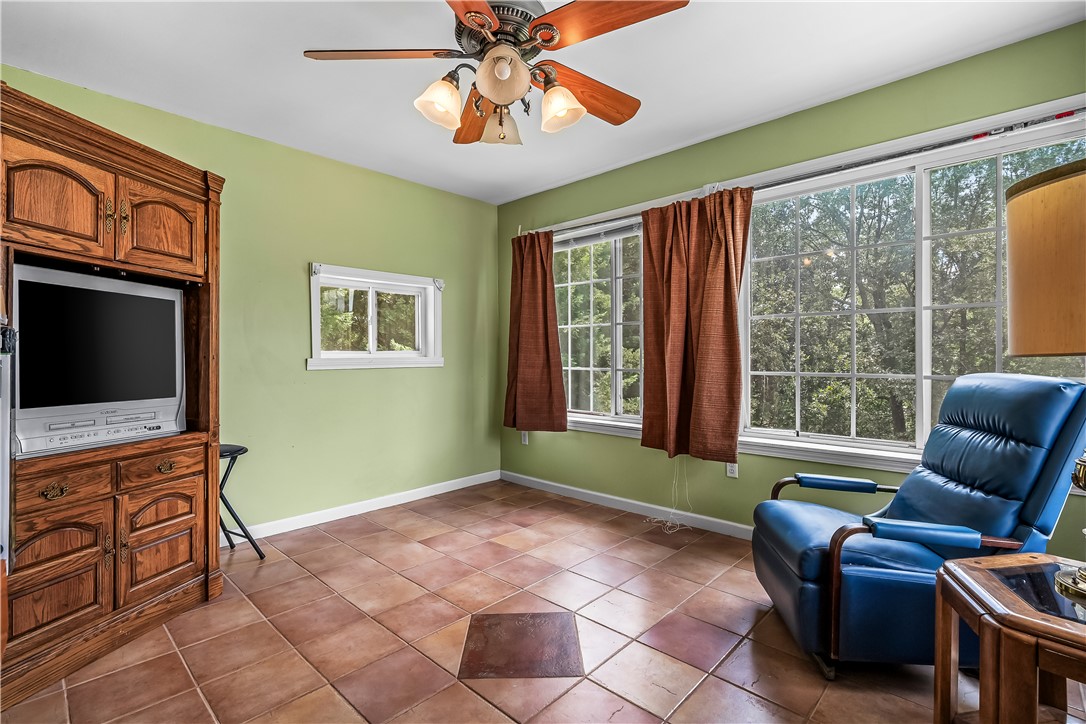 103 Amanda Drive Anderson, SC 29621 - Photo 29 of 49 Lakeside Sunroom