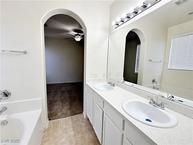 $2,200 | 5914 West Tinazzi Way, Las Vegas, NV 89141