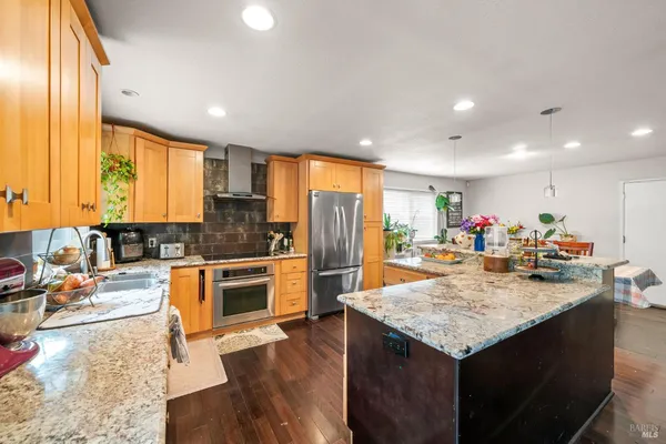 $745,000 | 506 Midway Court, Martinez, CA 94553