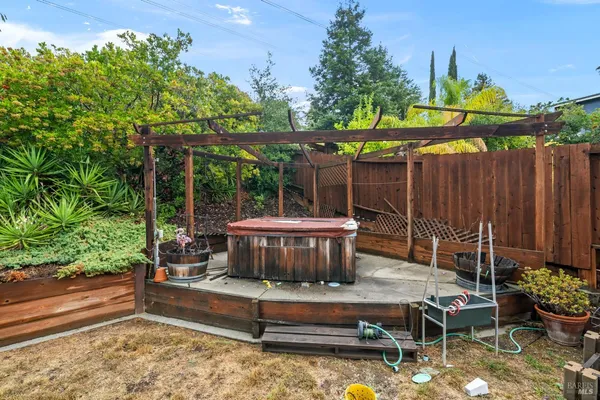 $745,000 | 506 Midway Court, Martinez, CA 94553