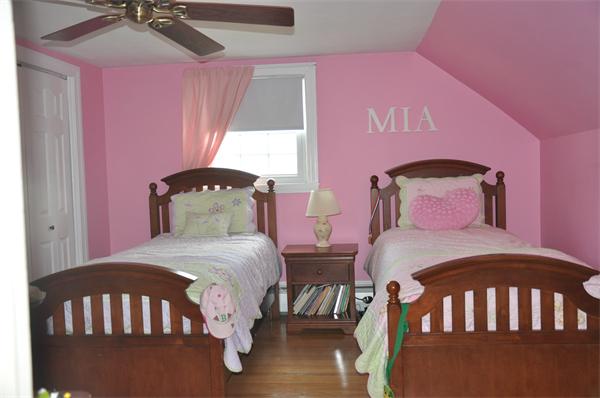 52 Glenn Road Lowell, MA 01852 - Photo 12 of 21 Gallery Image 12