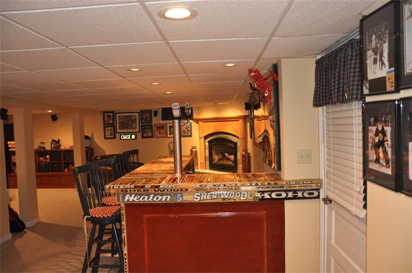 52 Glenn Road Lowell, MA 01852 - Photo 18 of 21 Gallery Image 18