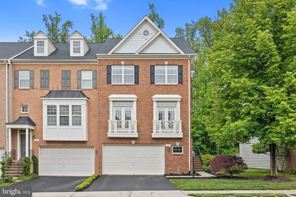 $879,900 | 12654 Heron Ridge Drive, Fairfax, VA 22030