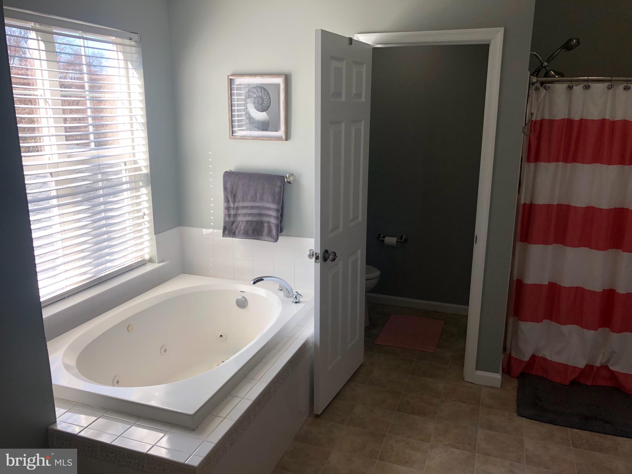 990 East Butter Road York, PA 17406 - Photo 24 of 34