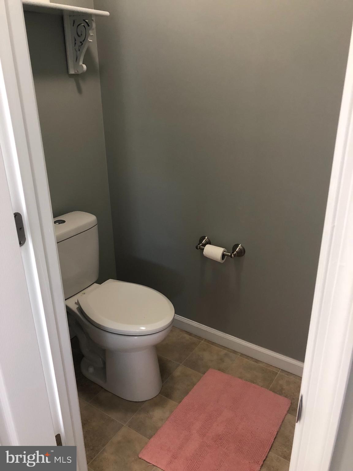 990 East Butter Road York, PA 17406 - Photo 26 of 34