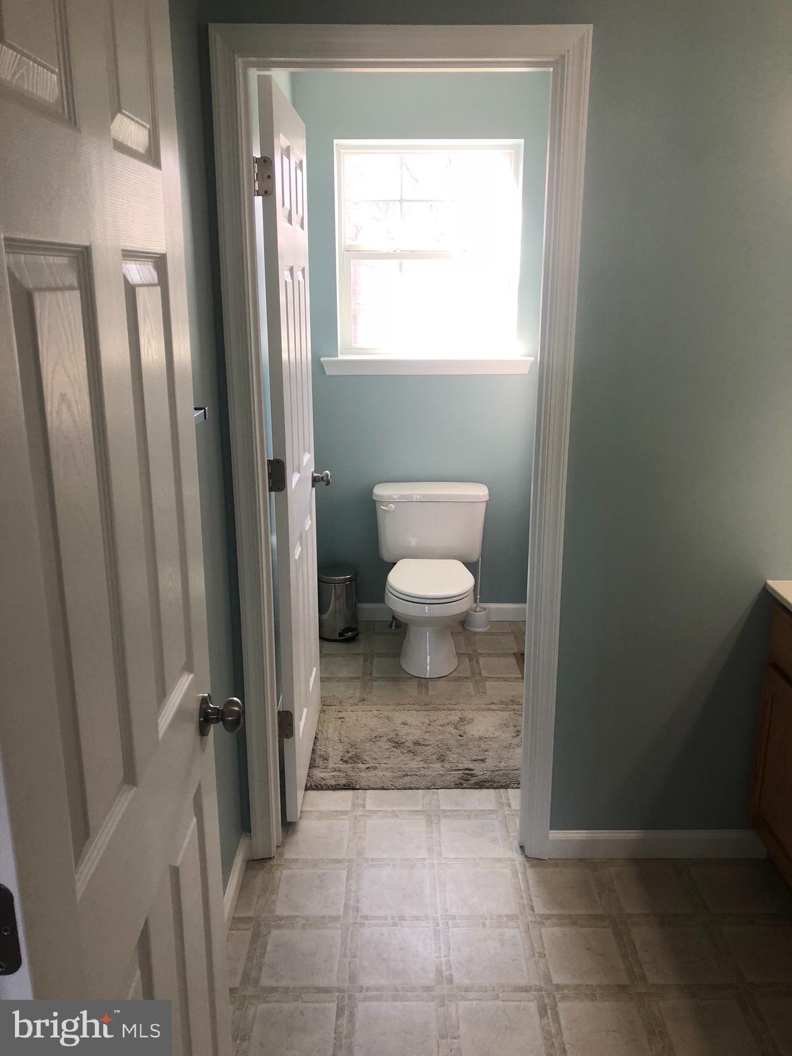 990 East Butter Road York, PA 17406 - Photo 29 of 34