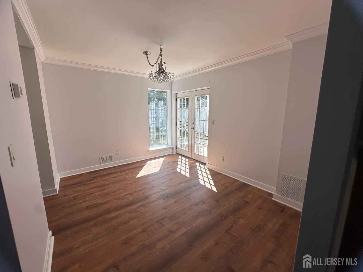 44 Jeffrey Circle Dayton, NJ 08810 - Photo 14 of 16