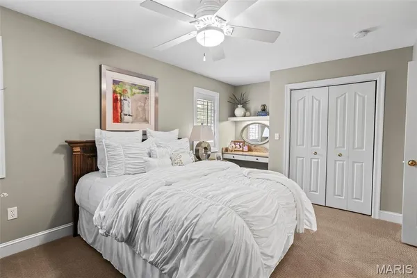 $910,000 | 1 London Park, Edwardsville, IL 62025