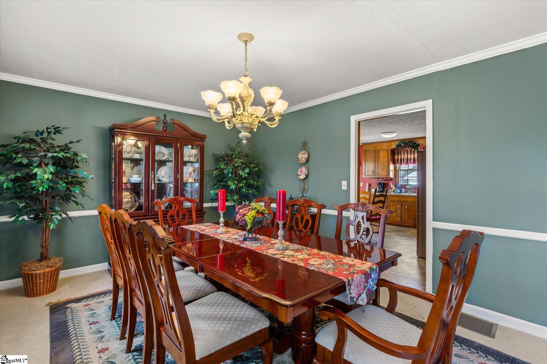 8 Rollingreen Road Greer, SC 29651 - Photo 11 of 27 Gallery Image 11