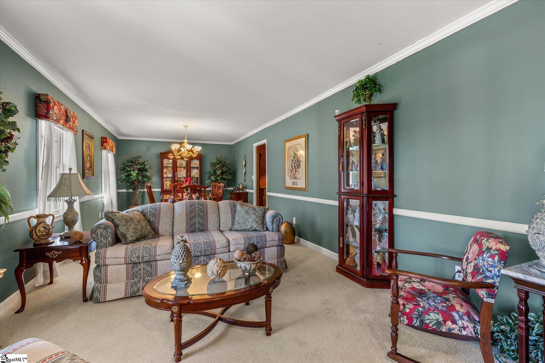 8 Rollingreen Road Greer, SC 29651 - Photo 9 of 27 Gallery Image 9