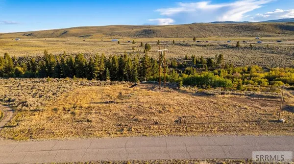 $250,000 | Na Idmon Road, Spencer, ID 83446