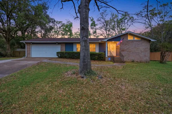 $445,000 | 3120 Briarwood Drive, Tallahassee, FL 32308