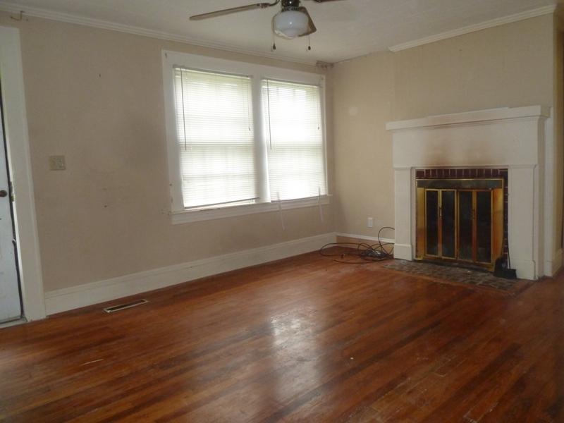 458 Goldmine Road Glade Hill, VA 24092 - Photo 4 of 29 4 Living Room