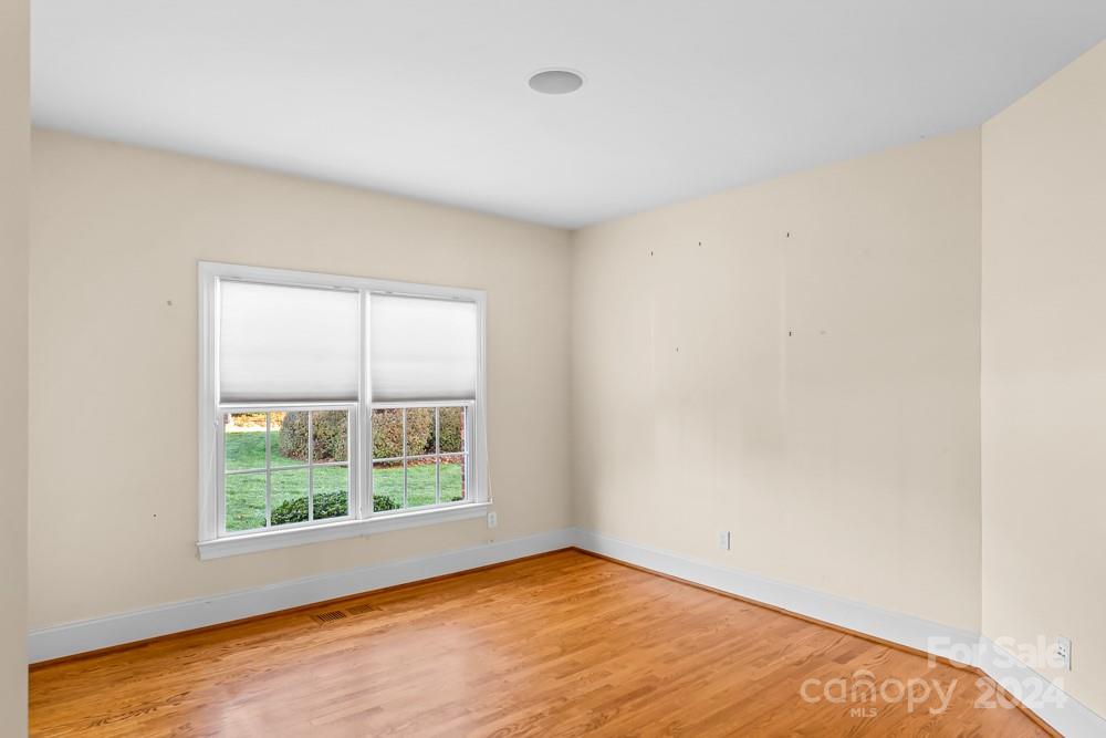 815 Players Ridge Road Hickory, NC 28601 - Photo 26 of 37 Gallery Image 26