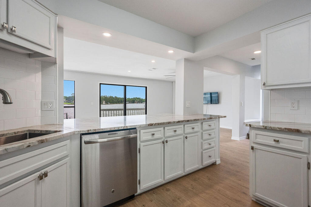 6 Bayshore Point Valparaiso, FL 32580 - Photo 13 of 70 6Bayshore-14