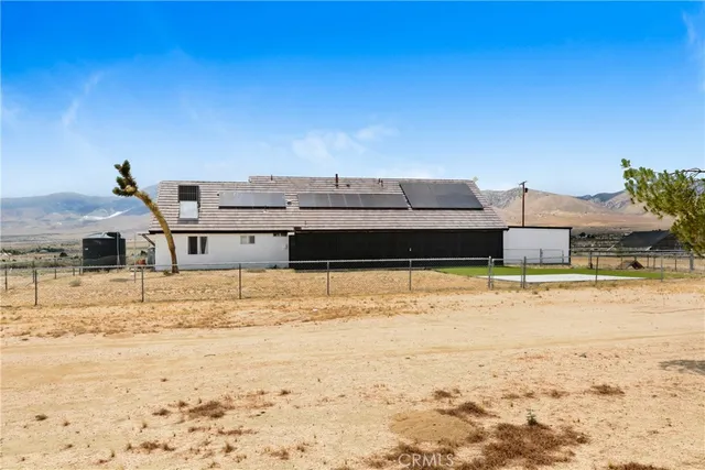 $625,000 | 10015 High Road, Lucerne Valley, CA 92356