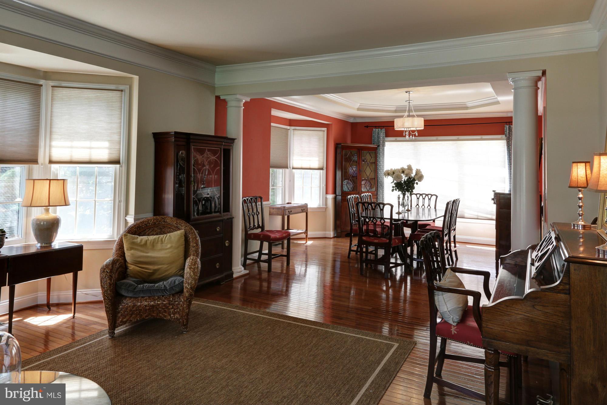 26 Riders Court Edgewater, MD 21037 - Photo 4 of 30 Living Room