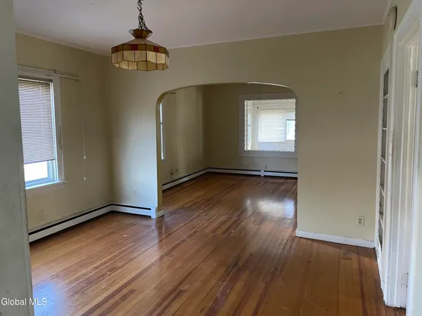 $285,900 | 11 Pine Street, Bethlehem, NY 12203