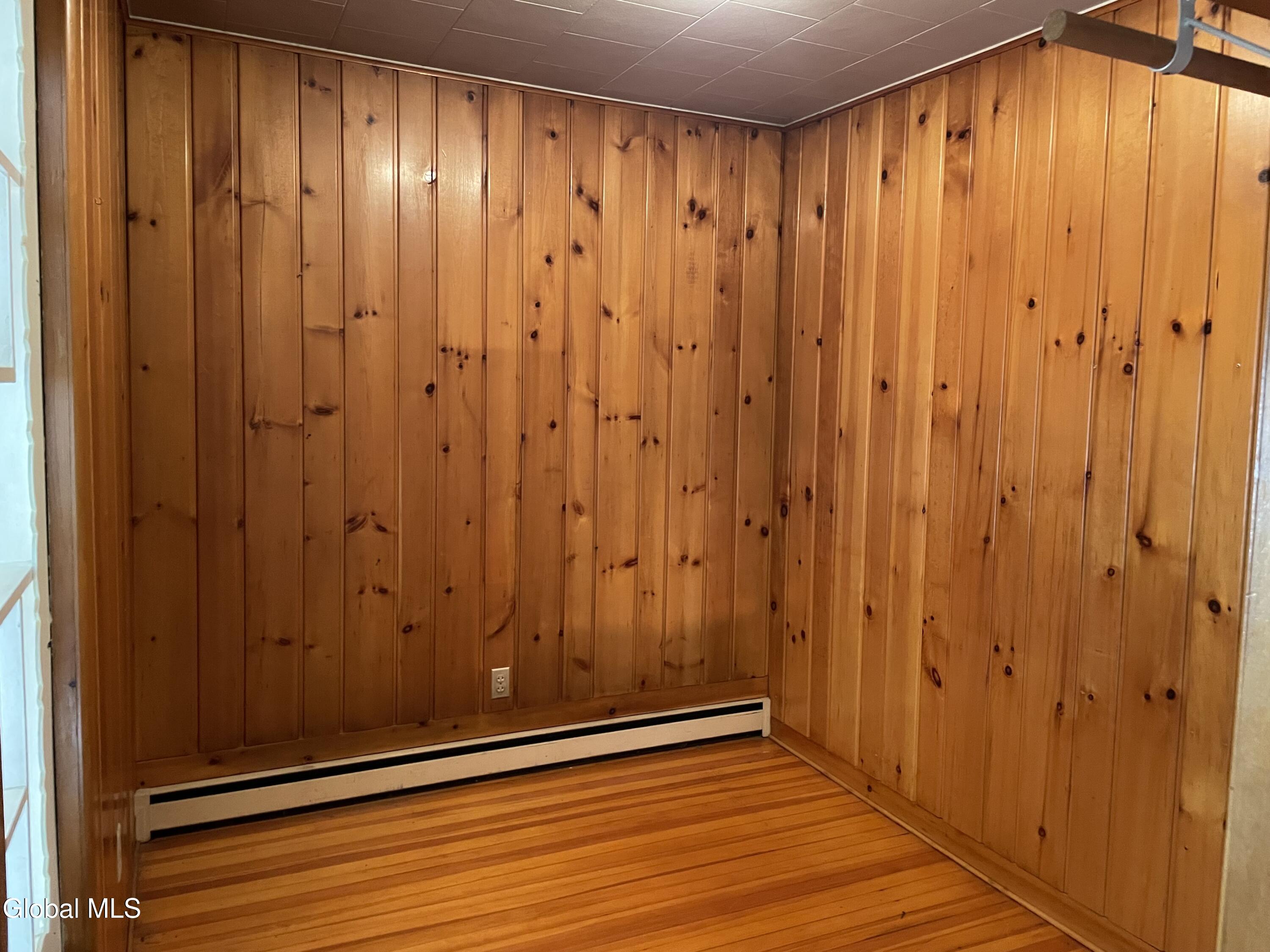 11 Pine Street Bethlehem, NY 12203 - Photo 5 of 7 IMG_6633