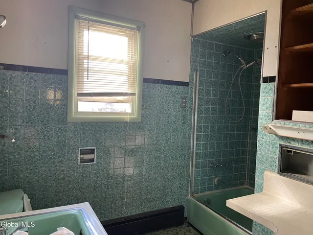 $306,900 | 11 Pine Street, Bethlehem, NY 12203