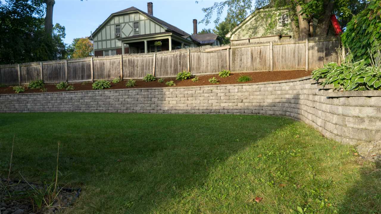 445 Ray Street Manchester, NH 03104 - Photo 22 of 23 Gallery Image 22