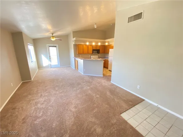 $1,450 | 384 Sunward Drive, Henderson, NV 89014