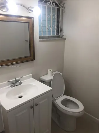 $1,450 | 1550 Northeast 191st Street, Unit 309, Miami, FL 33179