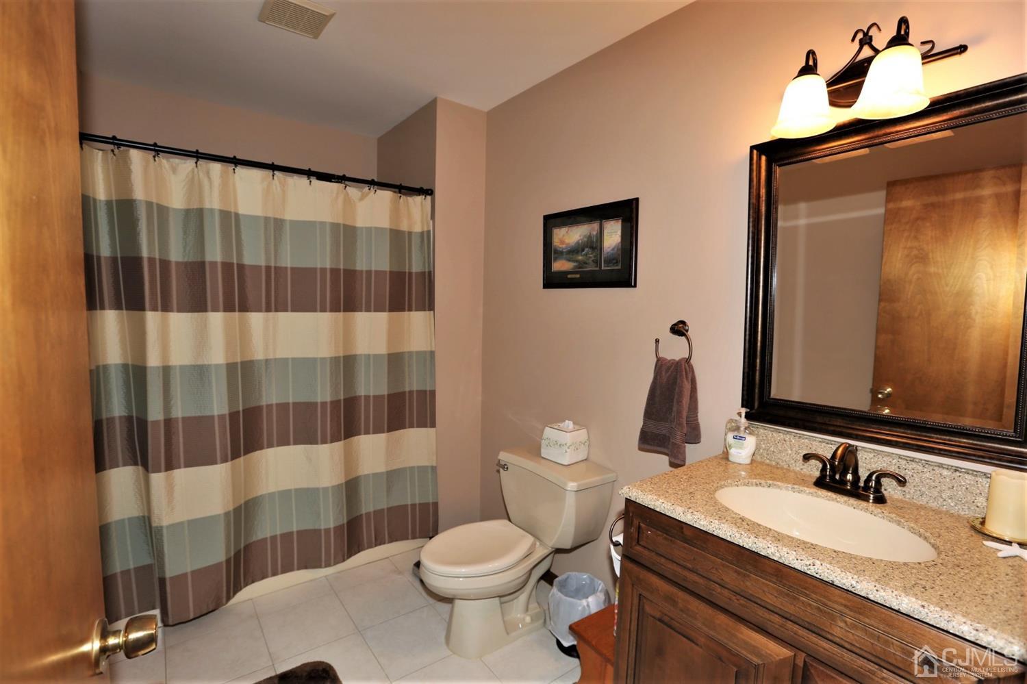 19 Constable Road Kendall Park, NJ 08824 - Photo 21 of 25 Gallery Image 21