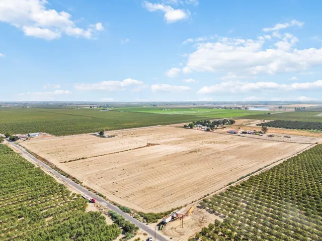 a view of an ocean beach