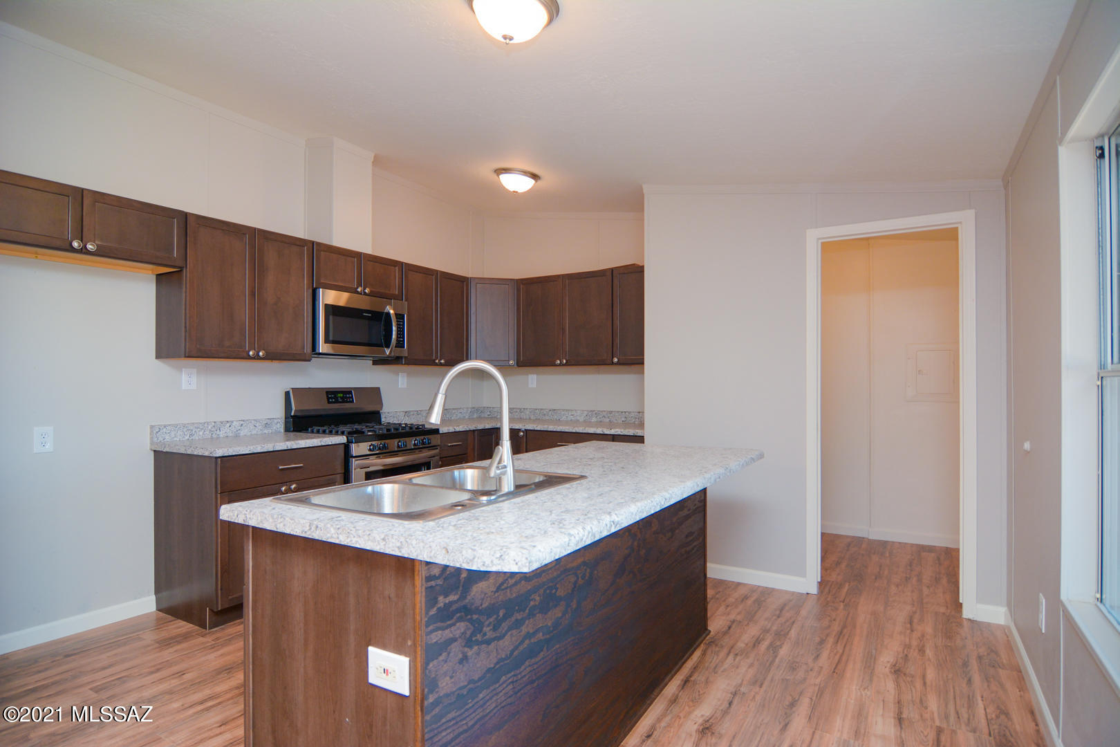 5534 East Hermans Road Tucson, AZ 85756 - Photo 10 of 28 Gallery Image 10