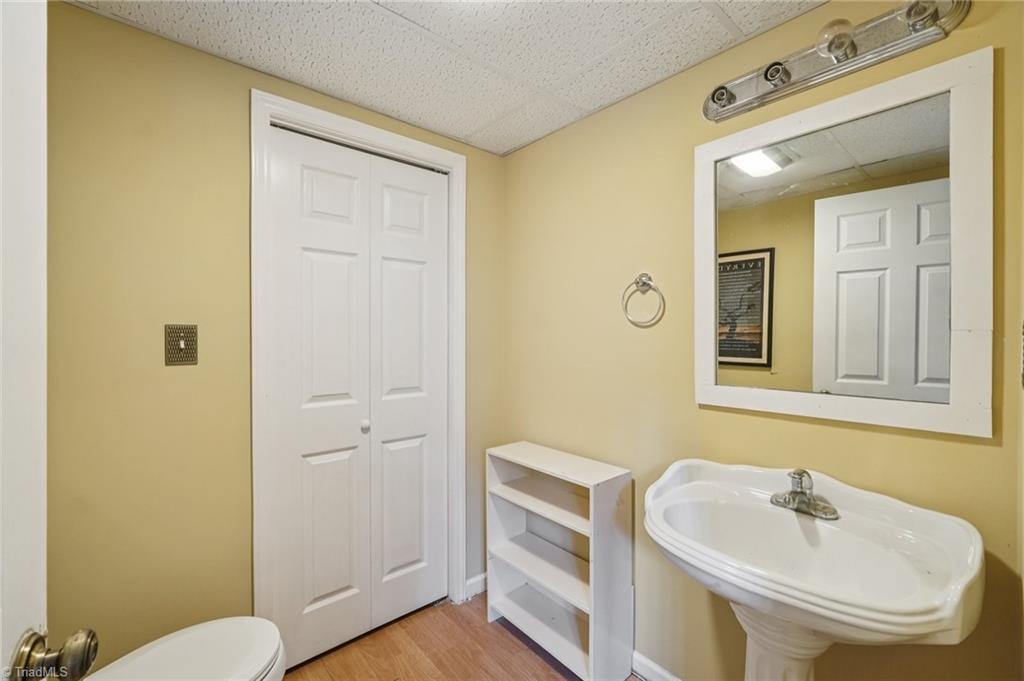 113 Briar Ridge Circle Winston-Salem, NC 27104 - Photo 32 of 40