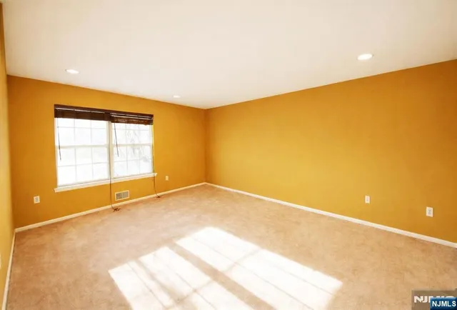 $850,000 | 30 Goldfinch Road, Jackson, NJ 08527